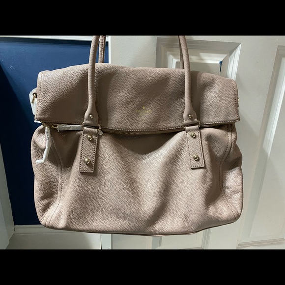 Kate spade bag never used. - Picture 2 of 5